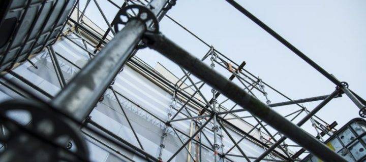 Complete Your Project Smoothly with Our Scaffold Erecting in Derby!