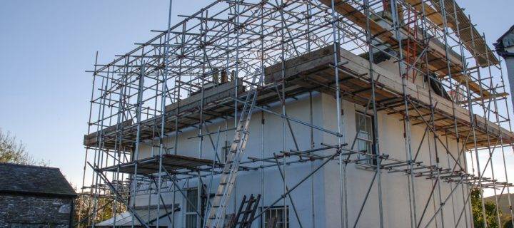 Using Temporary Roofing with Scaffolding