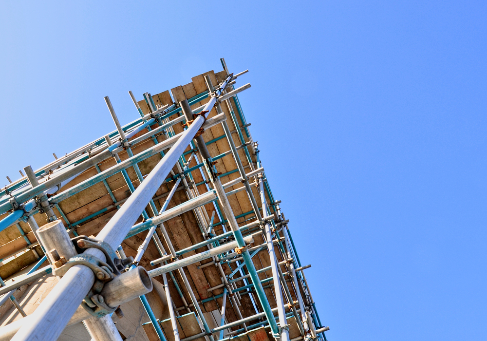 How To Keep Your Business Running Smoothly Whilst Using Scaffolding